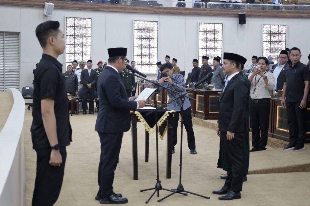 Riyan Hidayat Dilantik Jadi Anggota DPRD Banten Lewat Mekanisme PAW
