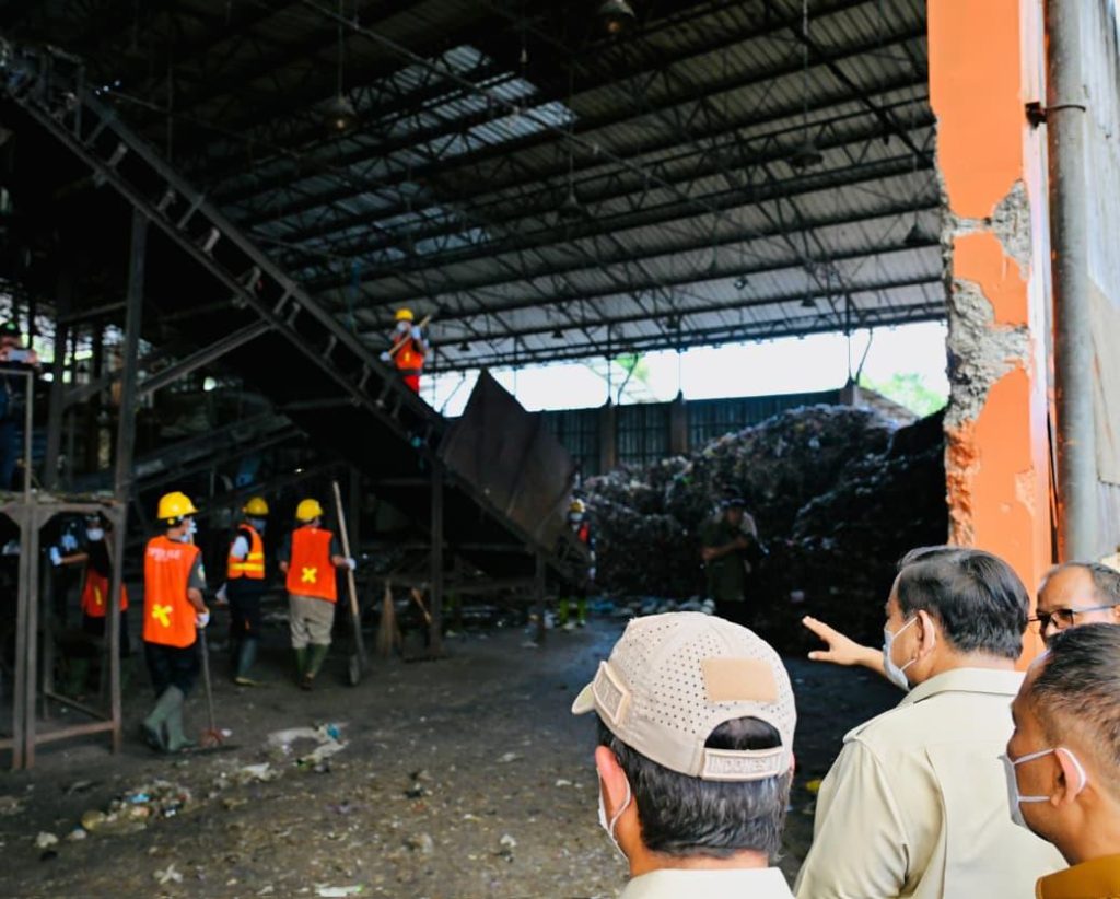 Prabowo Jadikan Sampah Prioritas Nasional: Dari Krisis Lingkungan ke Instrumen Ekonomi Negara