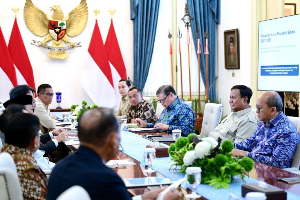 Presiden Kumpulkan Eks Pejabat Ekonomi Bahas Ancaman Krisis Global